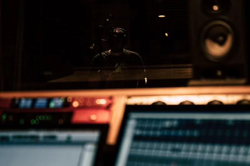 Alone in the Studio: Why the Magic Only Shows Up When You Stop Performing for an Audience